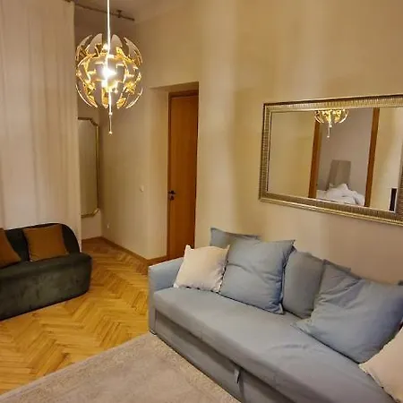 Apartment Tyzen39&38 Luxury