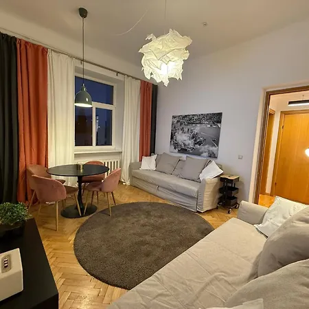 Tyzen39&38 Luxury Apartament