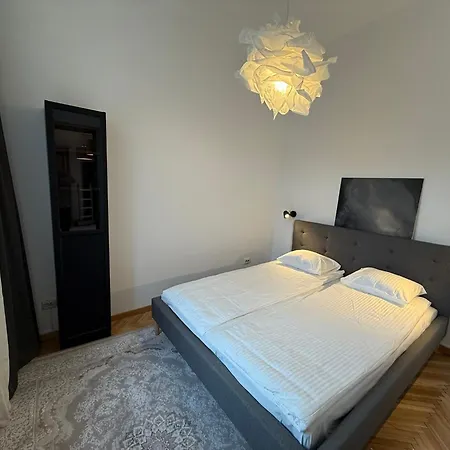 Tyzen39&38 Luxury Appartement