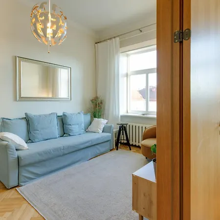 Tyzen39&38 Luxury Apartment