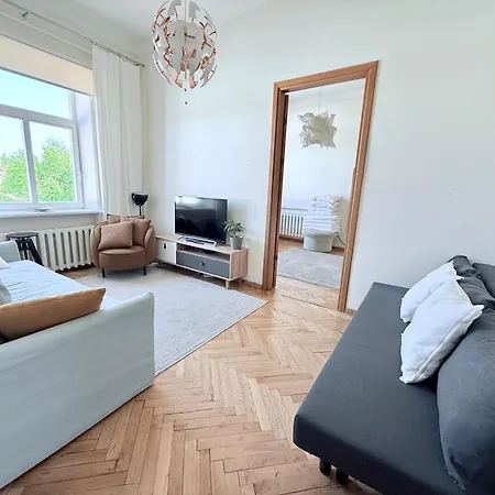 Tyzen39 Luxury Apartment *