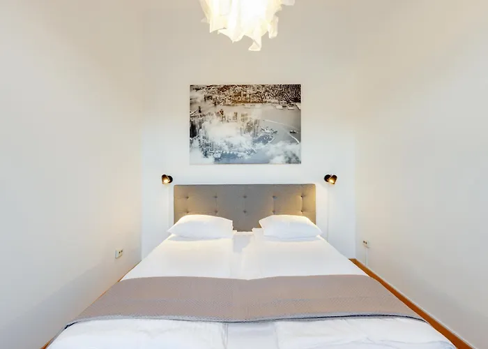 Tyzen39&38 Luxury Apartman *