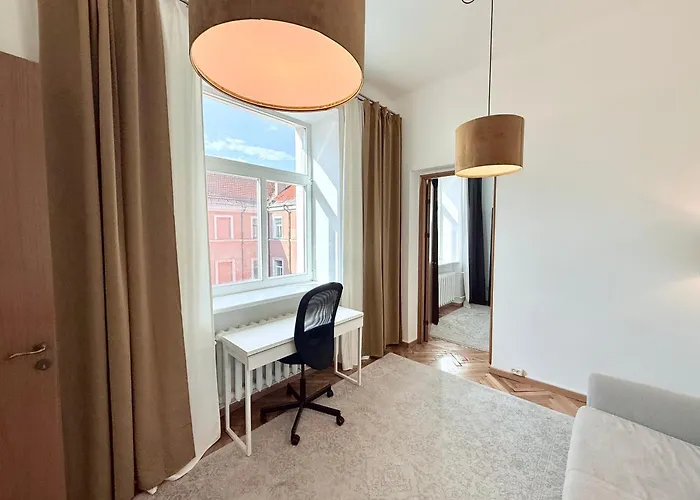 Tyzen39&38 Luxury Apartment *